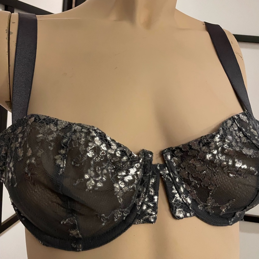 Victoria's Secret Very Sexy Gray Silver Lace Balconette Bra